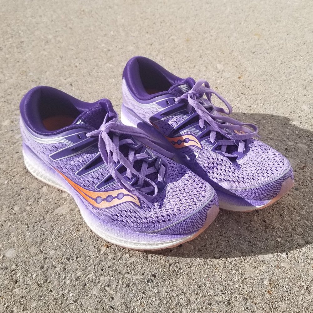 Purple Saucony Triumph Iso 5 Running Shoes sz 10